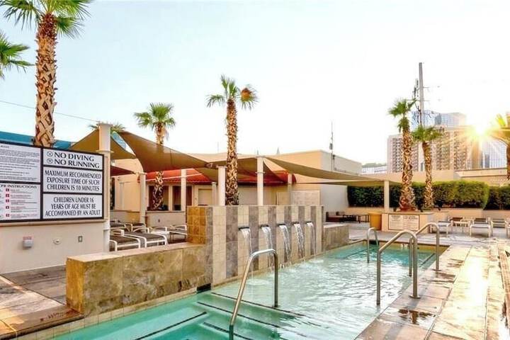 Pool 48 of 74