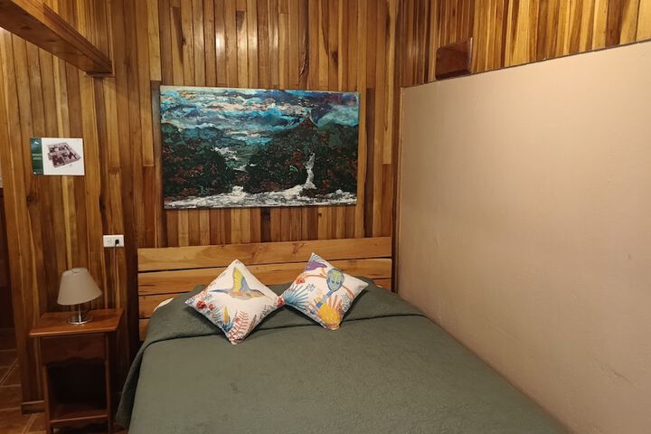Room 40 of 334