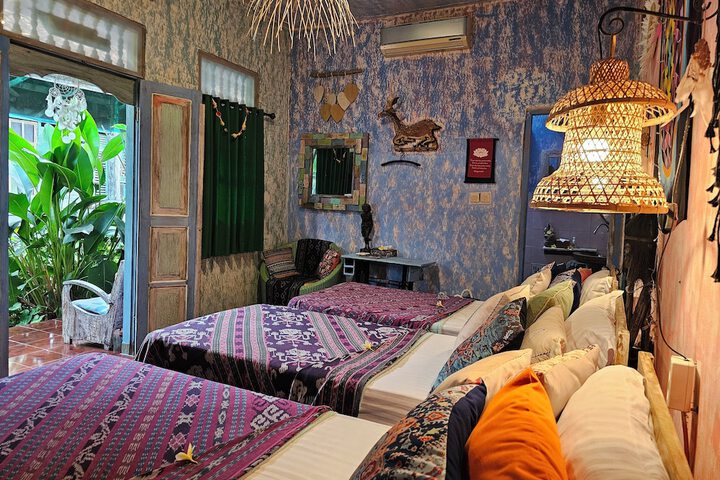Room 35 of 71