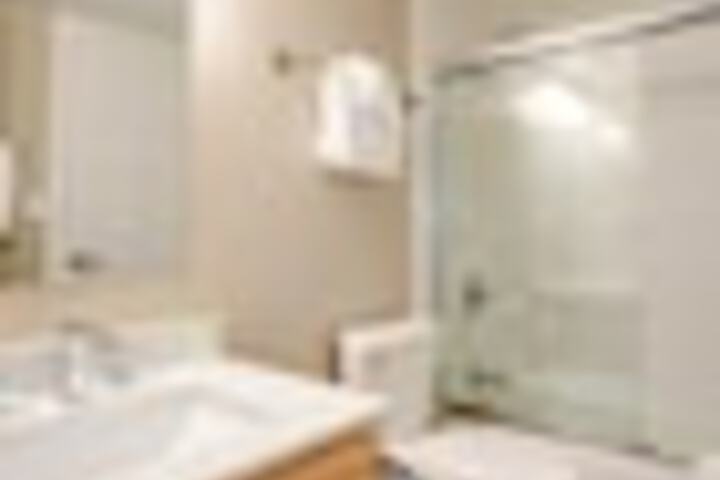 Room 122 of 144