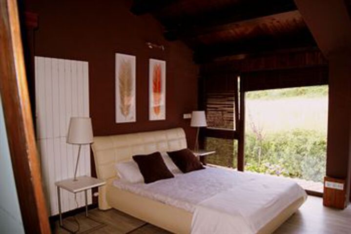 Room 16 of 40