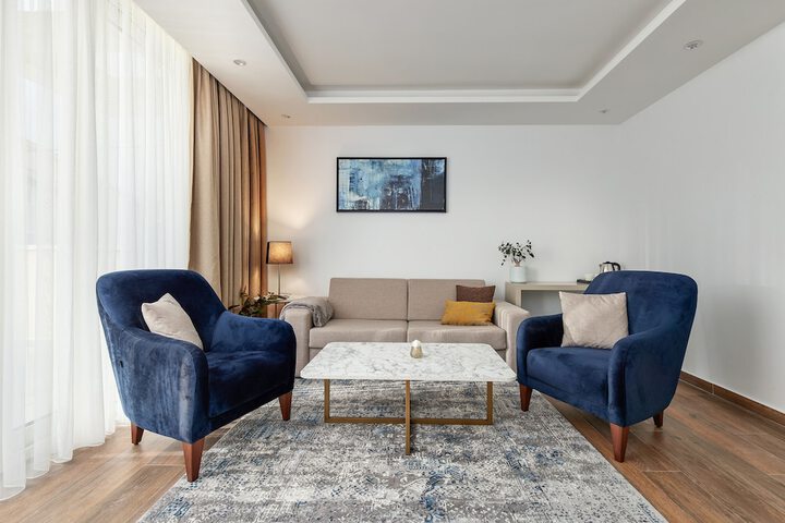 Room 21 of 48