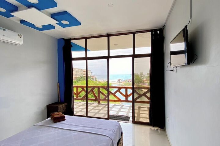 Room 28 of 111