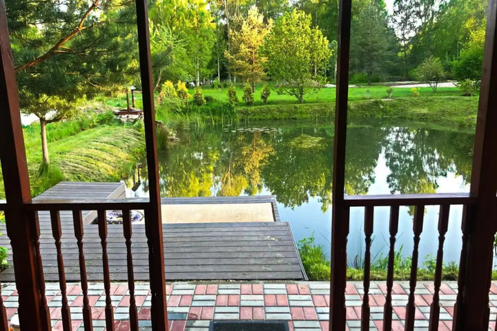 Terrace/Patio 4 of 12