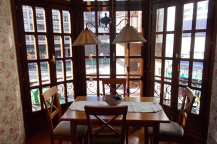 Room 8 of 25