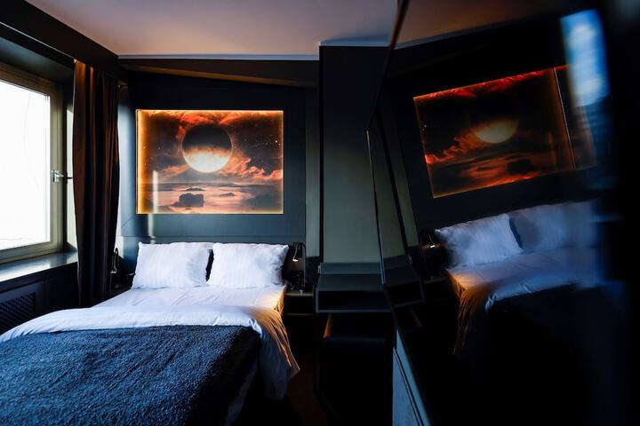 Room 4 of 54