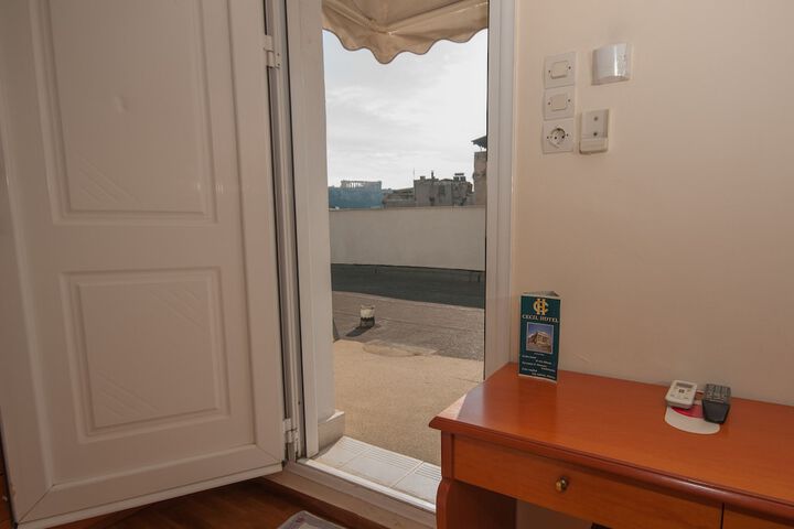 Terrace/Patio 150 of 152