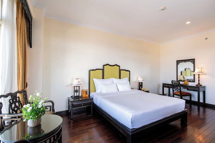 Room 14 of 95