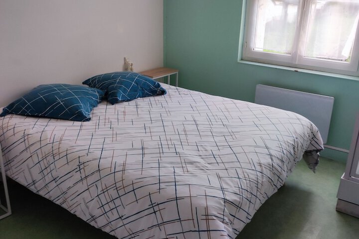 Room 4 of 14