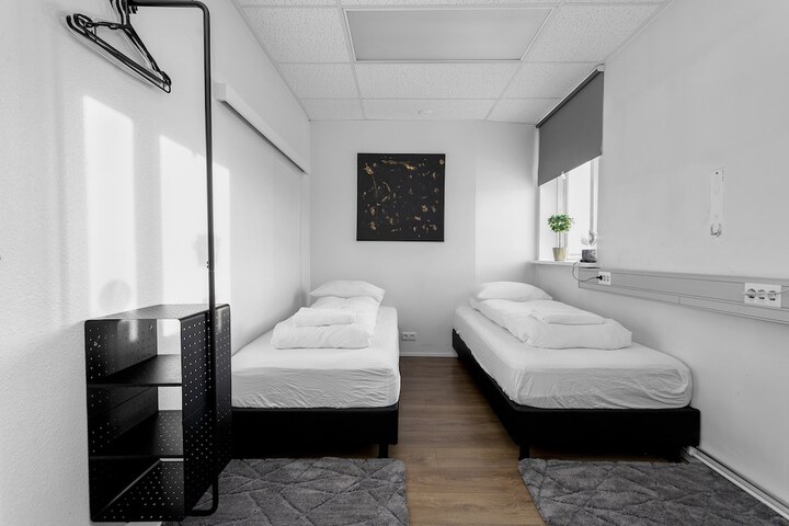 Room 7 of 26