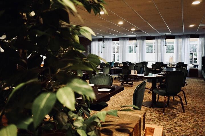 Dining 72 of 72