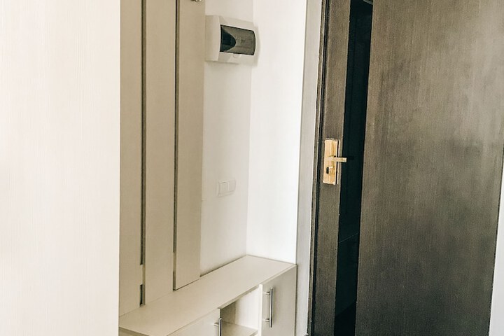 Room 17 of 31