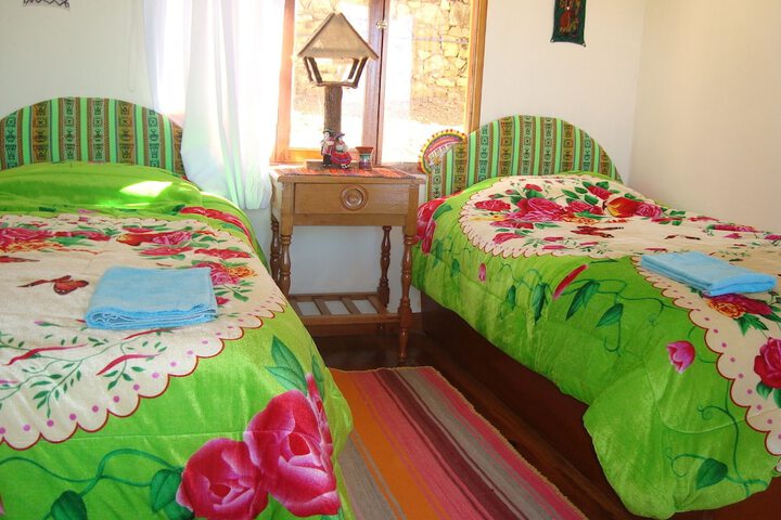 Room 2 of 43