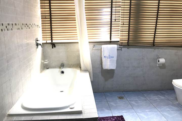 Room 15 of 22
