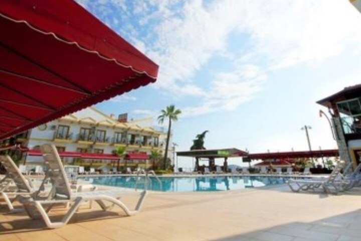 Poseidon Club Hotel