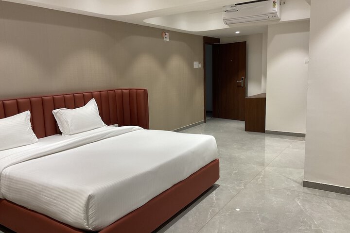 Room 16 of 31