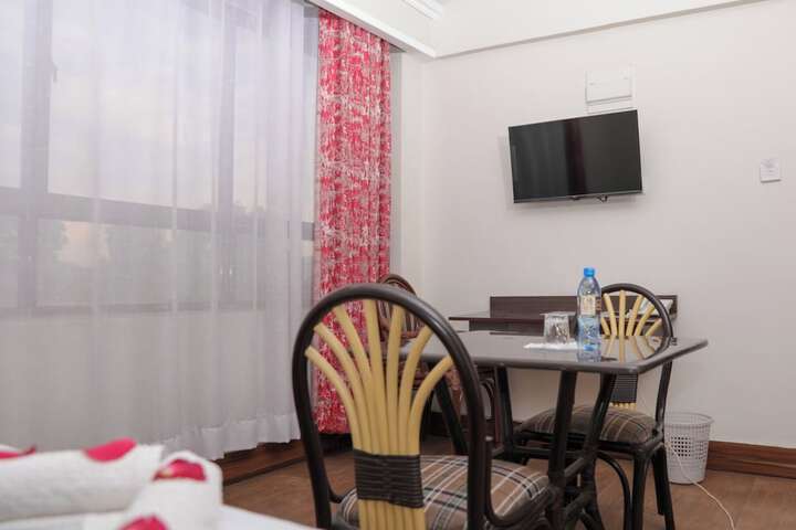 Room 6 of 61