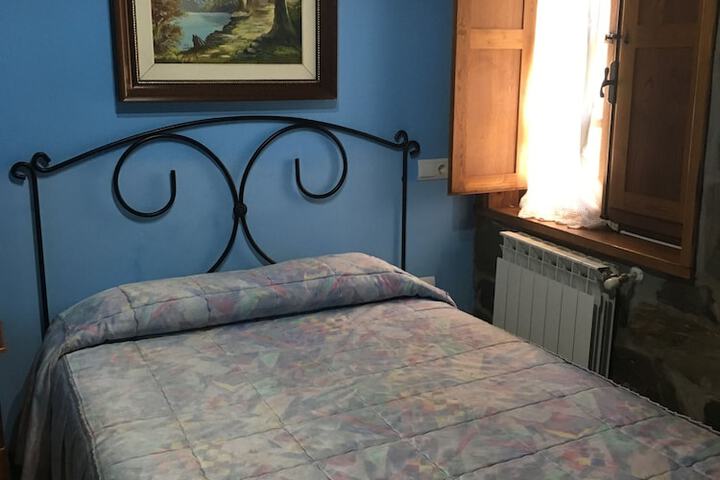 Room 5 of 63