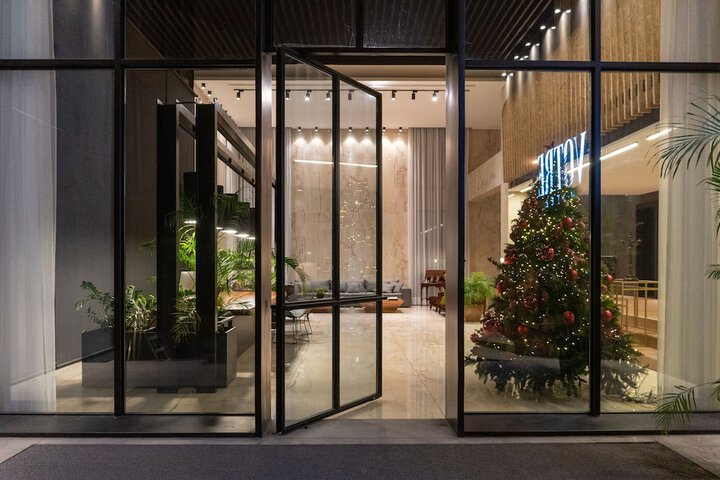 Hotel 48 of 49
