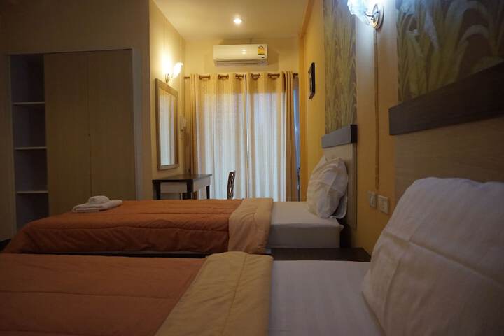 Room 21 of 24