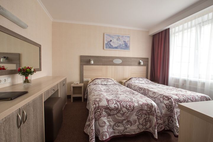 Room 16 of 60