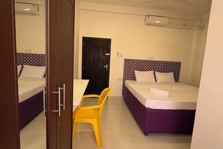 Room 7 of 52
