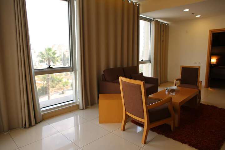 Room 27 of 56