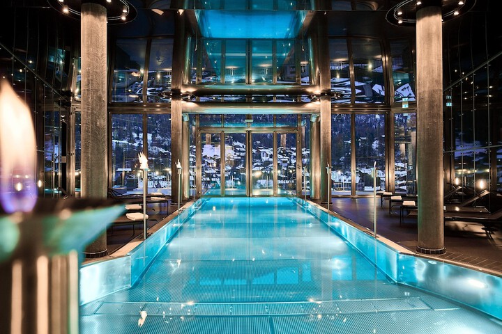 Pool 70 of 105