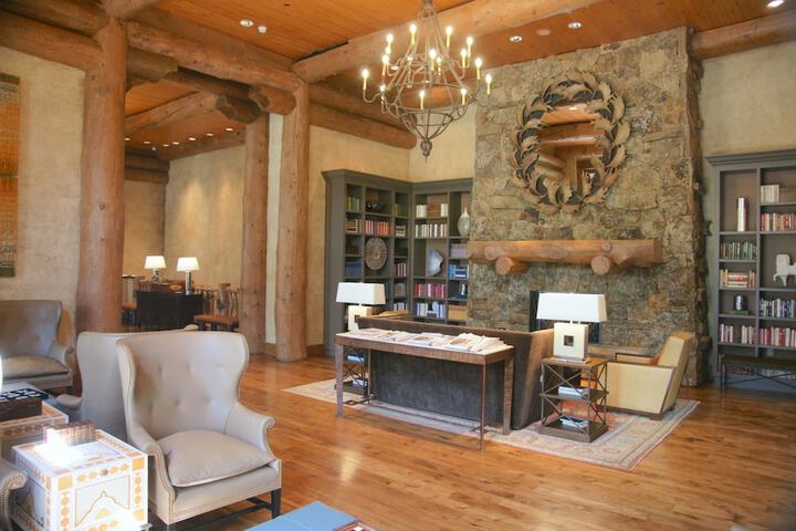 Hotel Interior 21 of 25