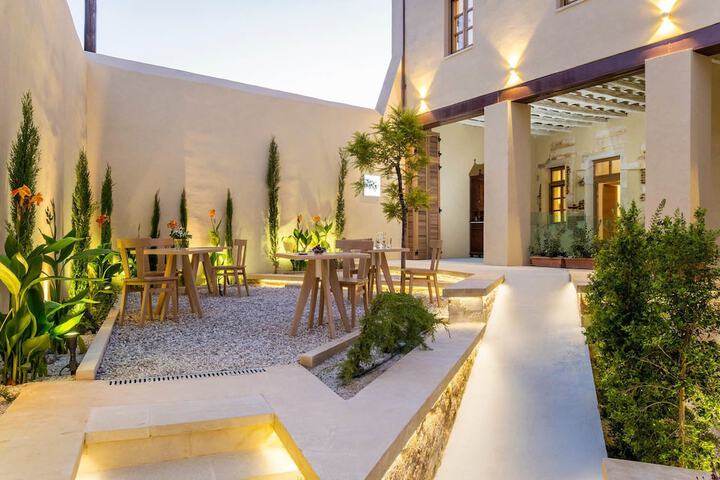 Terrace/Patio 39 of 43