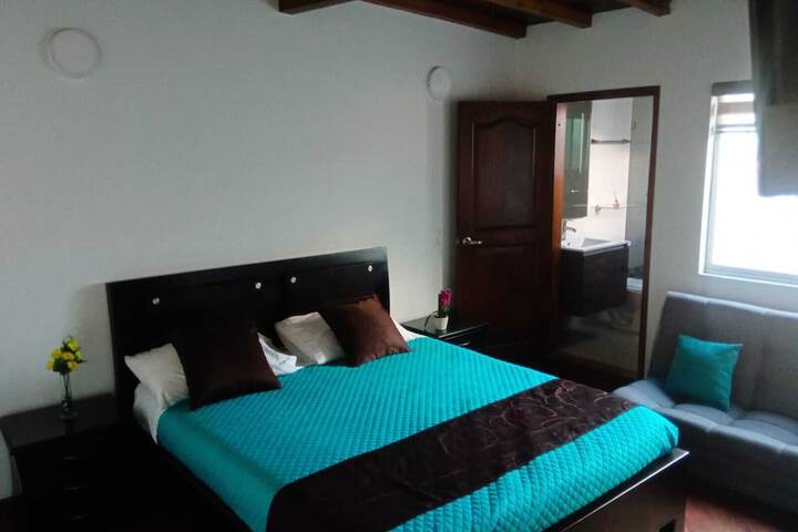 Room 7 of 9