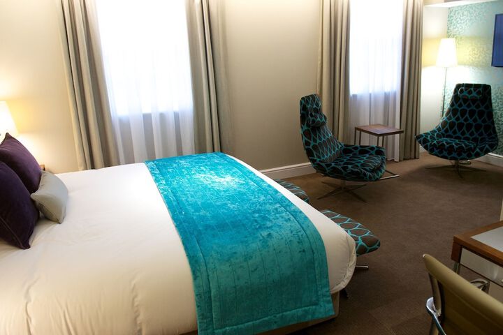 Room 33 of 75