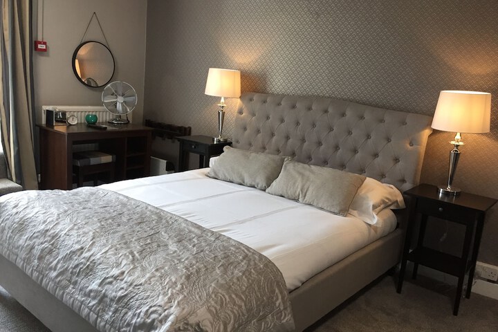 Room 9 of 45