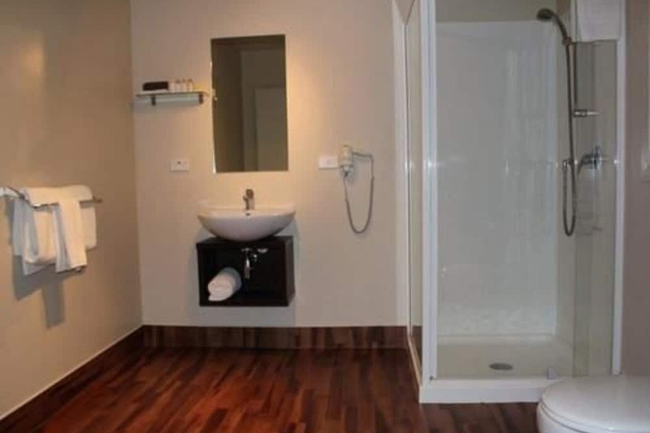 Room 18 of 21