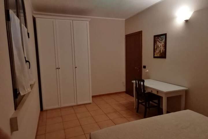 Room 28 of 85
