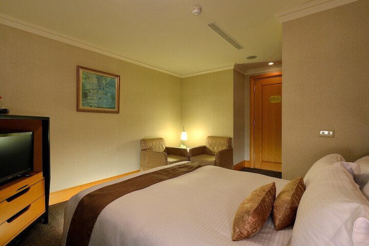 Room 20 of 44