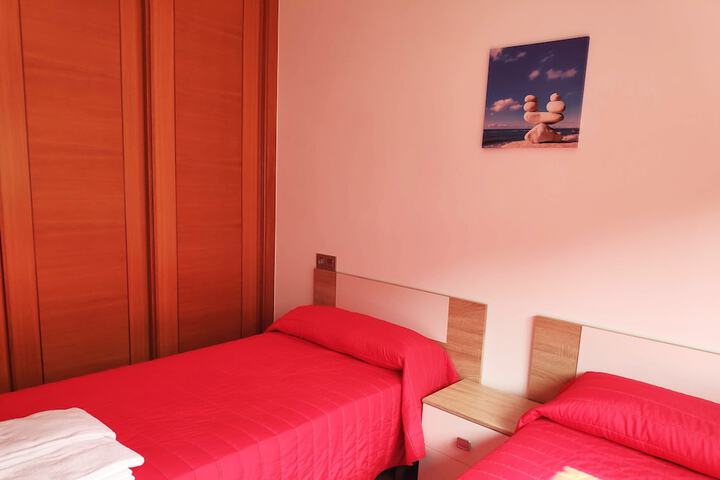 Room 10 of 48