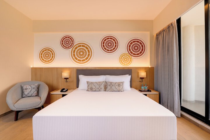 Room 34 of 68