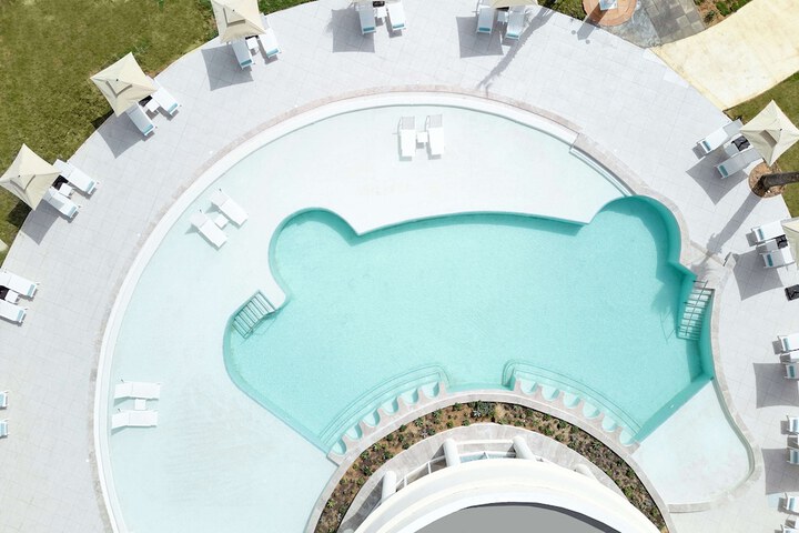 Pool 56 of 113