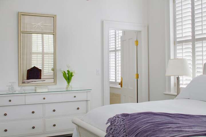 Room 4 of 81