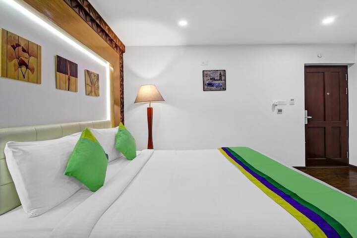 Room 26 of 45