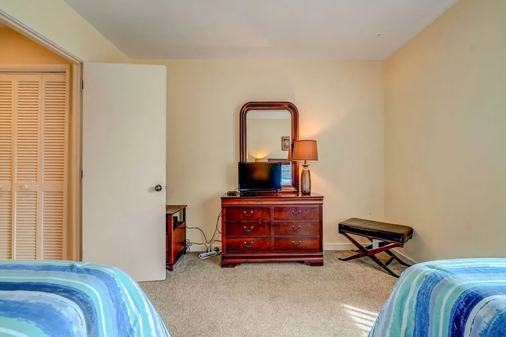Room 5 of 21
