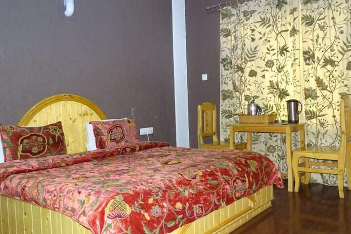 Room 15 of 41