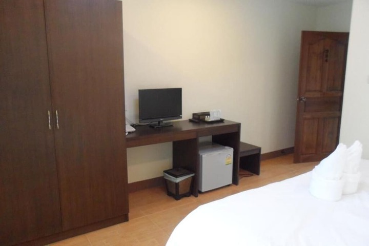 Room 25 of 68