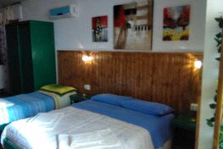 Room 20 of 48