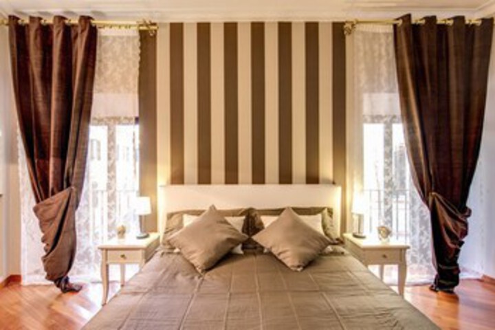 Room 20 of 33