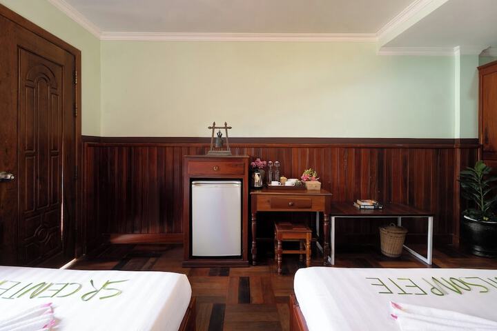 Room 30 of 84