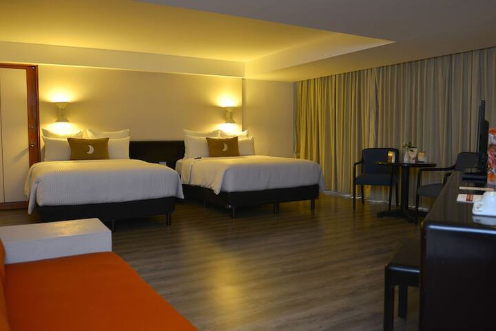 Room 22 of 221