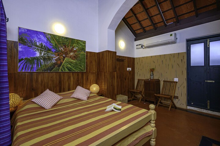 Room 8 of 37