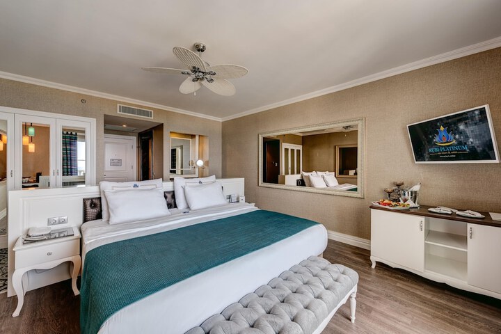Room 48 of 226
